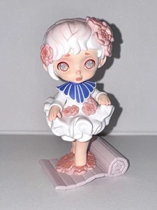 Toycity Laura Mystical Book Series Blind Box Confirmed Figure Petite Belle - Picture 1 of 3