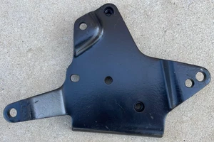 FORD THUNDERBIRD ALTERNATOR PULLEY MOUNTING SUPPORT BRACKET RIGHT 1964 64 OEM #2 - Picture 1 of 10