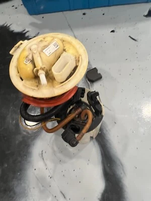 VOLKSWAGEN PASSAT CC 2006-2022 1,8 L 2,0 L 3,6 L UNIDAD DE ENVÍO BOMBA DE COMBUSTIBLE ELÉCTRICA Foto 1 de 3