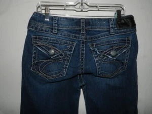 Silver Jeans Suki Surplus 30 L34 Denim Pattentaschen Bootcut Dark Wash - Bild 1 von 5