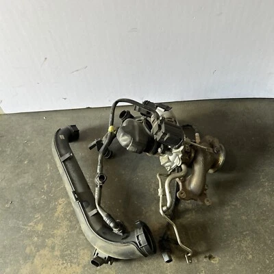 Volkswagen JETTA 2013 14 15 16 1,4 L, (VIN 3, 5º dígito, híbrido) turbo con tubo Foto 1 de 4