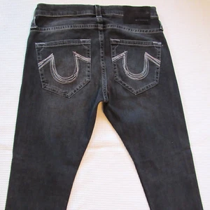 100% True Religion Herrennjeans ; Modell : MARCO SLIM; Gr.: W 38 L32 - Bild 1 von 10