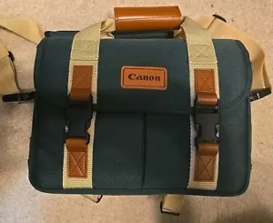 Retro Canon Green Camera Shoulder Strap DSLR Carry Case Bag DSLR 12x7x8 - Picture 1 of 4