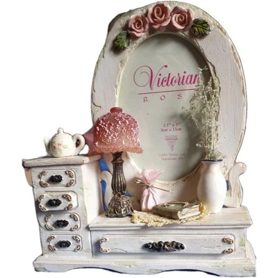 Moldura branca dezine marca chique gasto para 3,5 X 5" floral Cottagecore - Imagem 1 de 4