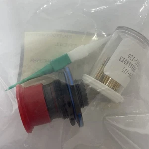 Amphenol D38999/24WC35SA Circular 22 Pos Female Crimp Panel Mount - Bild 1 von 2