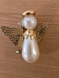 Vintage Small Angel Gold Tone And Faux Pearl Body - Wings and Halo - Picture 1 of 9