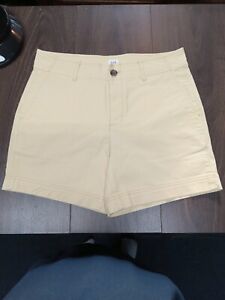 Gap Mid Rise Womens Shorts W/ Pockets Size 2 Pale Yellow