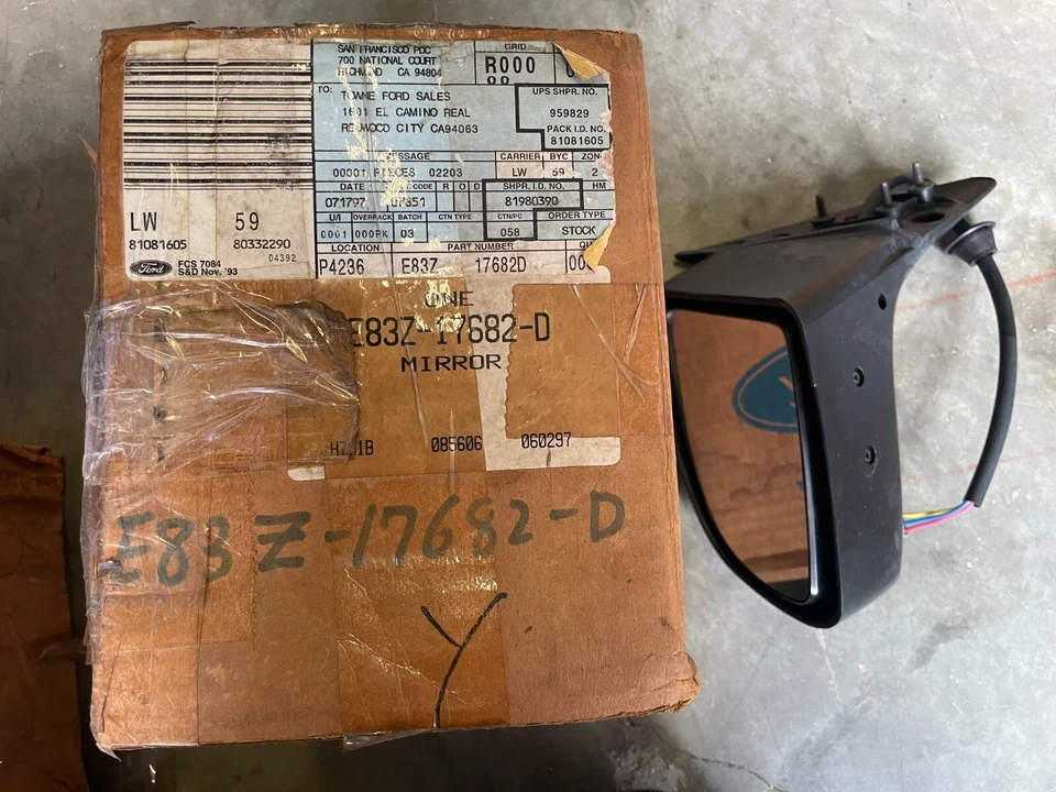 Espejo retrovisor izquierdo original Ford para Ford Tempo Mercury Topaz E83Z-17682-D Foto 1 de 1