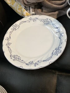 Victorian Vine by Mikasa Dinner Plate Fine China Blue Flowers On Rope L9719 - Picture 1 of 4