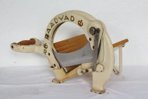 DEKORATIVER ALTER BROTSCHNEIDER VON RAADVAD, DÄNEMARK, BROTMASCHINE #11978 - Bild 1 von 4