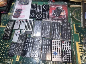 Boss Autoradio & Kopien mit genau anderen UNGETESTET DEFEKT SPENDER KONVOLUT-TEILE - Bild 1 von 15