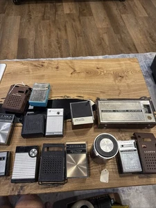 Vintage Group Lot Of Transistor Radio Radios Untested Group Lot Parts Repair - Picture 1 of 21