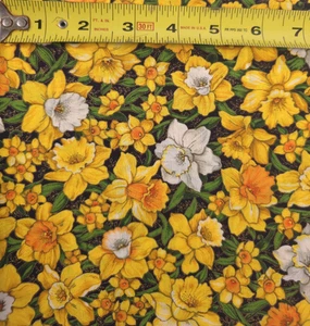Fabric Cotton Print Floral Yellow 40' X 30" - Picture 1 of 1