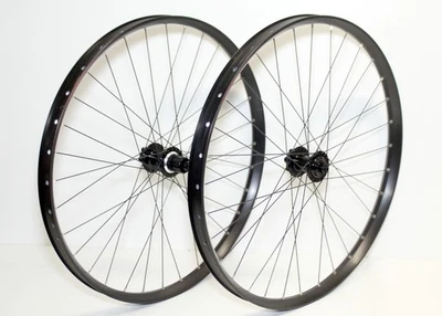 Rodi Laufrad Satz 27,5" - 35 mm Aufnahme : QR 100 x 135 mm 10 Speed Aivee Naben - Bild 1 von 4