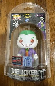 Funko Pop! DC The Joker Clamshell LE 2010 Pieces NYCC 2025 Con Sticker In Hand - Bild 1 von 2
