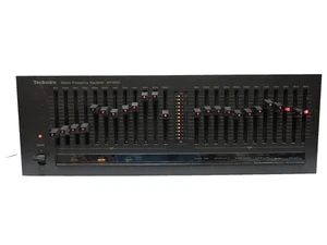 TECHNICS SH-8020 EQUALIZZATORE DI FREQUENZA STEREO RICAMBI VINTAGE RIPARAZIONE (LEGGI) - Foto 1 di 3