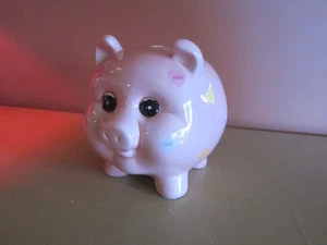 Hucha de cerámica de cerdo rosa ambiente de colección 5 x 8 x 5 pulgadas - CORAZONES DE SAN VALENTÍN - Imagen 1 de 13