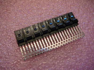 AMP 103961-2 3-Pos Rectangular Receptacle Connector IDC Gold 26-30 AWG Qty.8 - Image 1 of 3