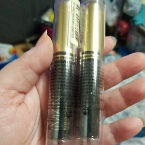 NWT Lot of 2 IMAN Volumize Mascara Black Ink 0.25 oz. - Picture 1 of 3