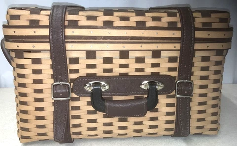 Longaberger EXTREMELY RARE PROTOTYPE Master Studio Picnic Basket-Only 1 Made!!! Cover
