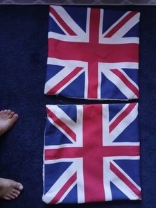 2 UK KISSENBEZÜGE GRÖSSE 20X20 1 SEITE MIT FLAGGE - Bild 1 von 1