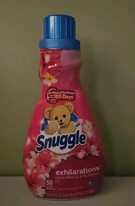Suavizante líquido de telas acurrucarse EXHILARATIONS 50 fl oz isla hibisco y flor de lluvia - Imagen 1 de 3