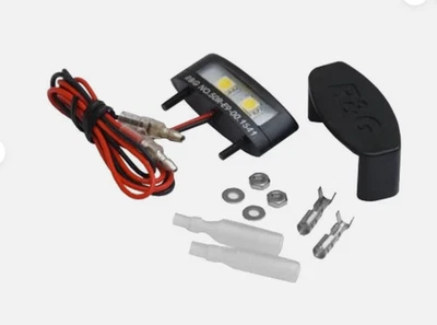 Nuovo Originale R&G da Corsa Marcatura E Ricambio Coda Ordine Targa Reg Luce - Immagine 1 di 4