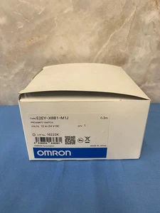 OMRON E2EY-X8B1-M1J03M - NUOVO CON SCATOLA - E2EY-X8B1 CON TRECCIA M12 0,3 METRI - Foto 1 di 2