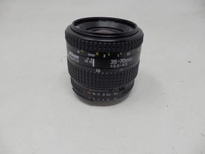 Lente de cámara Nikon AF Nikkor 35-70MM 1:3.3-4.5 probada funcionando - Imagen 1 de 4