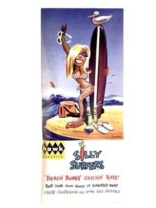 Hawk Classics Silly Surfers Beach Bunny Catchin' Rays Model Kit 16012 sigillato - Foto 1 di 1
