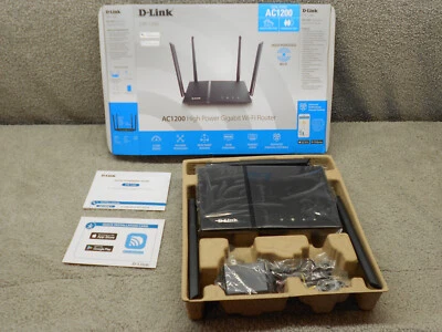 D-Link  AC1200 High PowerWiFi Gigabit Router - Image 1 of 3