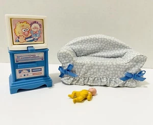 Fisher Price Loving Family Dollhouse Blue 3 Screen Flip TV Slipcover Couch Baby - Picture 1 of 4
