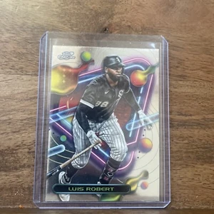 2023 Topps Chrome Cosmic  Luis Robert Nucleus LT - Picture 1 of 2