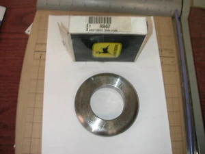 Original John Deere Ölschleuder R98507 - Bild 1 von 3