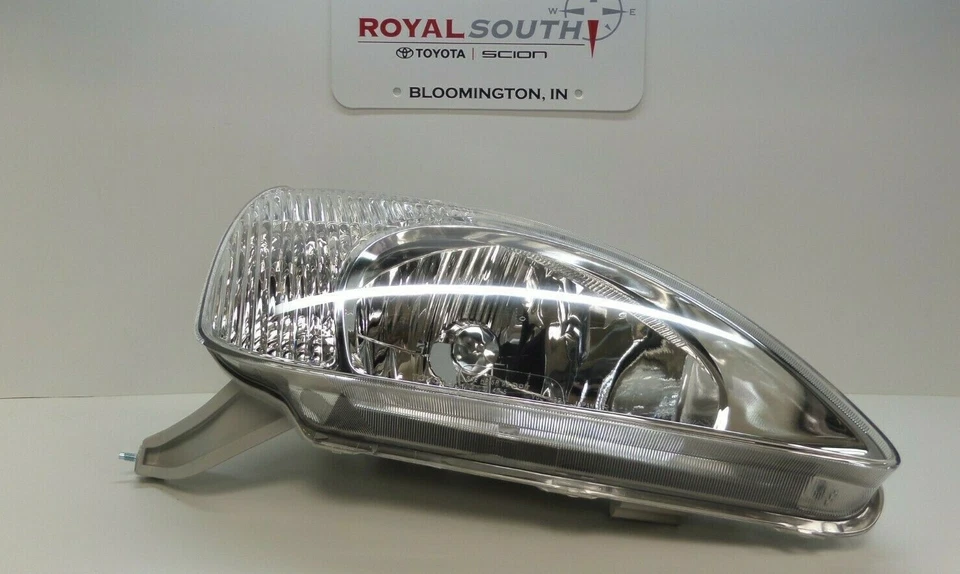 丰田普锐斯 2001 - 2003 右前乘客前照灯总成正版原始设备制造商 OE  — 第 1/4 张图片