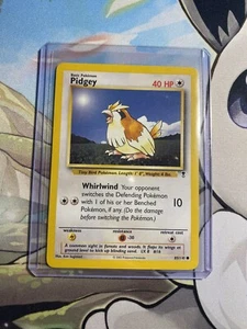 Pokémon TCG Pidgey Legendary Collection 85 Regular Common NM - Picture 1 of 3
