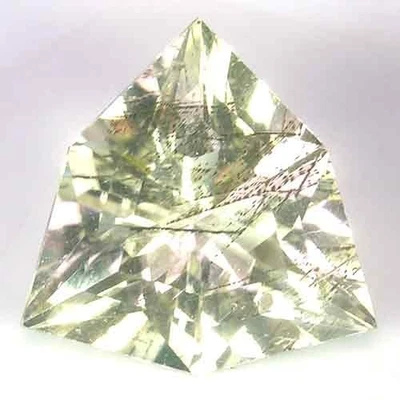 OUTSTANDING 4.8CT CHAMPAGNE COLOR AFRICAN RUTILE SCAPOLITE GEM - TRILLION CUT - Image 1 of 3