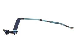 Câble NVME Dell R650 pour baies 8-9 DM8KC - Photo 1/1
