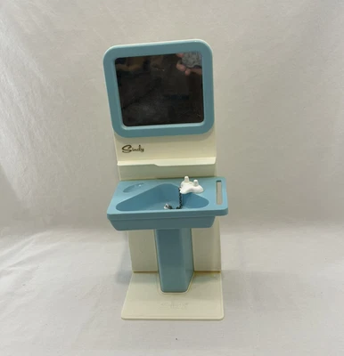 Espejo lavabo baño casa de muñecas Marx Toys Sindy 1978 vintage 12 pulgadas Foto 1 de 4