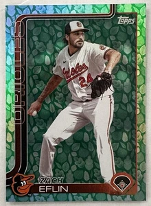 2025 Topps Holiday Green Foil Card #188 Zach Elfin Baltimore Orioles - Picture 1 of 6