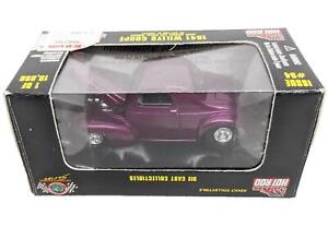 Racing Champions 1998 Purple 1941 Willys Coupe Hot Rod Magazine 1:64 Diecast Car