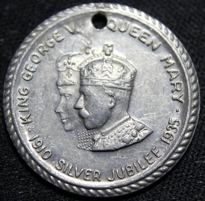 1935 silver jubilee commemorative medal. 1935. Aluminium 23mm - Image 1 of 2