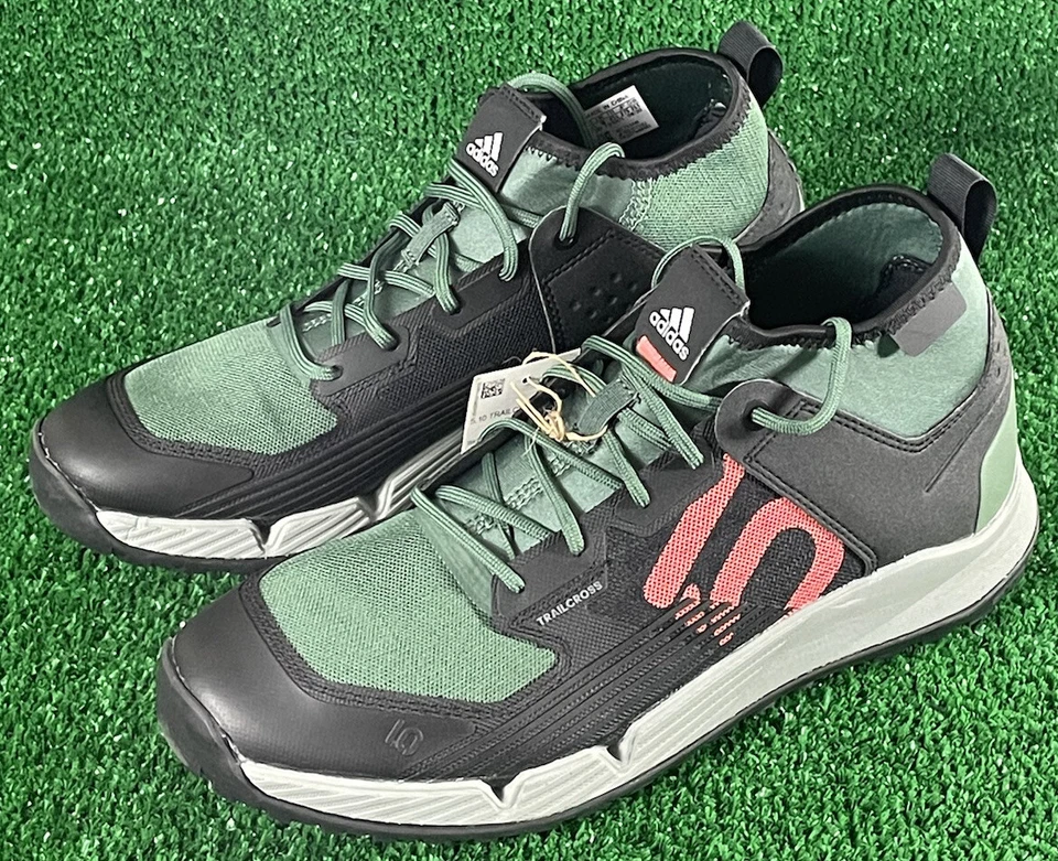 阿迪达斯 Five Ten 女式 Trailcross XT 平底远足鞋绿色氧化物 10.5 码 — 第 1/4 张图片