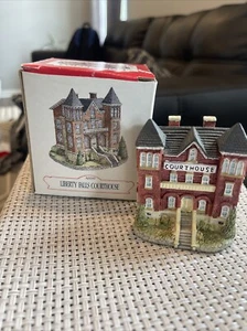 Vintage Liberty Falls Courthouse Americana Collection Village AH39 Figur - Bild 1 von 6