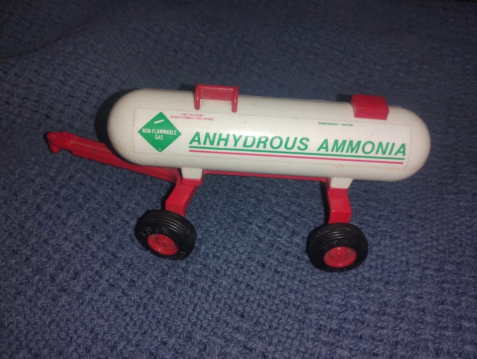 Implemento tractor John Deere tanque de amoníaco anhidro 1:64 vintage diecast blanco Foto 1 de 4