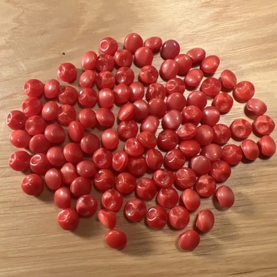 109 Red Buttons, small round, plastic? Natural? Definitely vintage. - Image 1 of 4