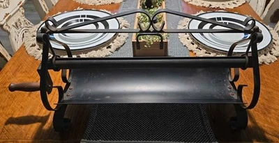 VINTAGE FARMHOUSE BUTCHER PAPER ROLL HOLDER ORIGINAL PAPER LOG ROLLER CAST IRON - Image 1 of 4