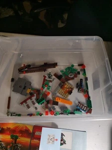 LEGO Jurassic World 75929 with Manual , missing figures dino and vehicles - Picture 1 of 10