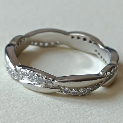Silver Diamante Twist Ring, Stylish, Womens Fashion Jewellery, UK Seller - Image 1 of 4
