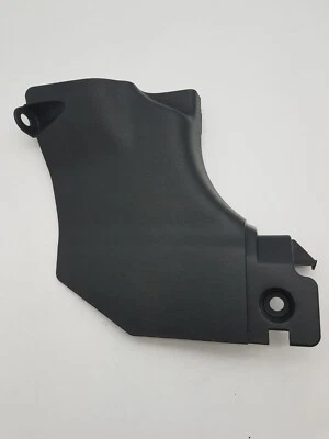 2009 Kia Rondo LX универсал спереди справа со стороны пассажира нижняя откидная панель отделка черный - Изображение 1 из 4